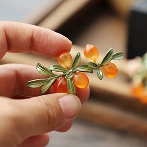 NEW - Elegant Orange and Green Leaf Brooch